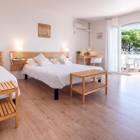 Hotel & Studios Astor Antibes Esterno foto