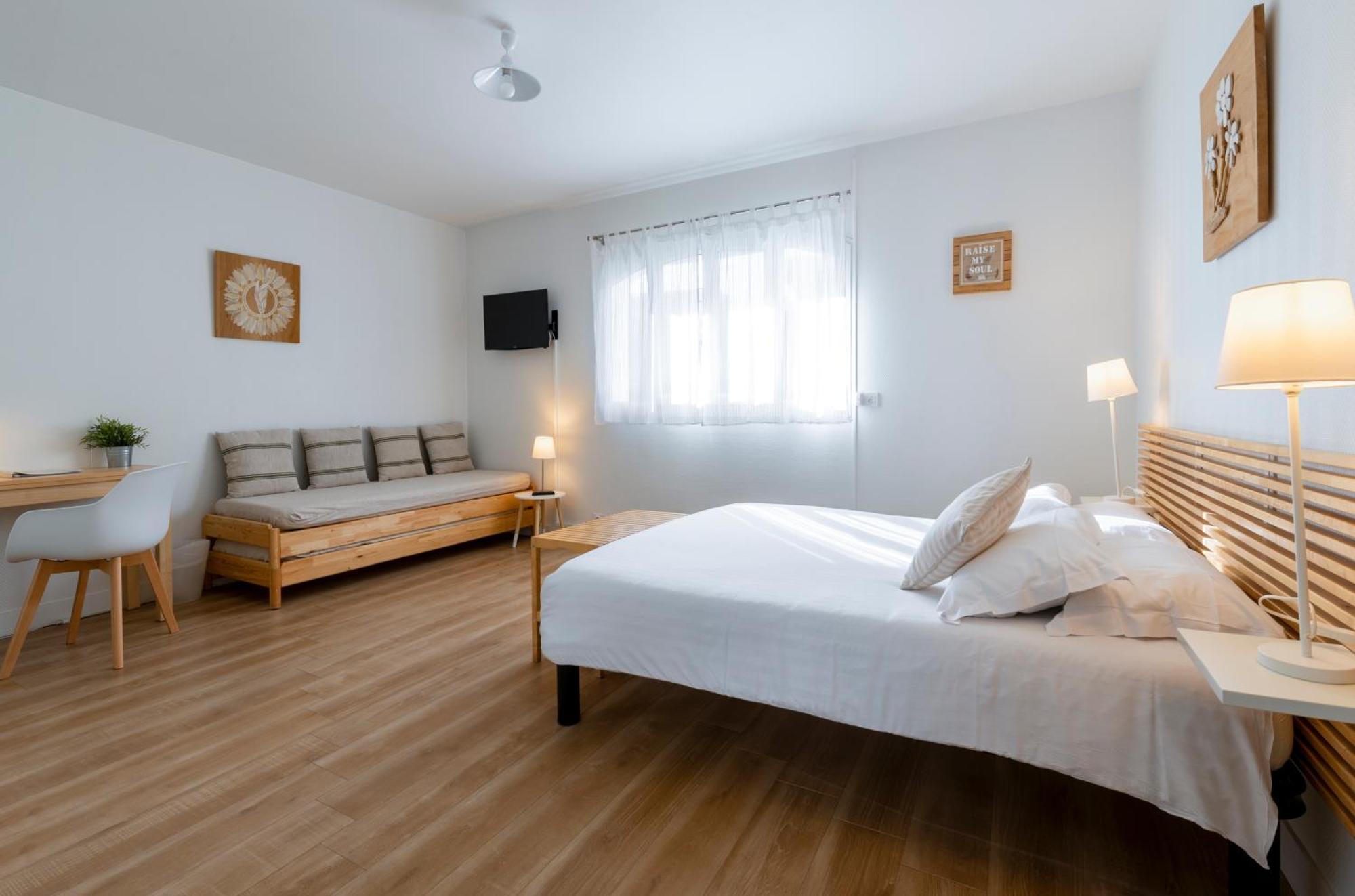 Hotel & Studios Astor Antibes Esterno foto