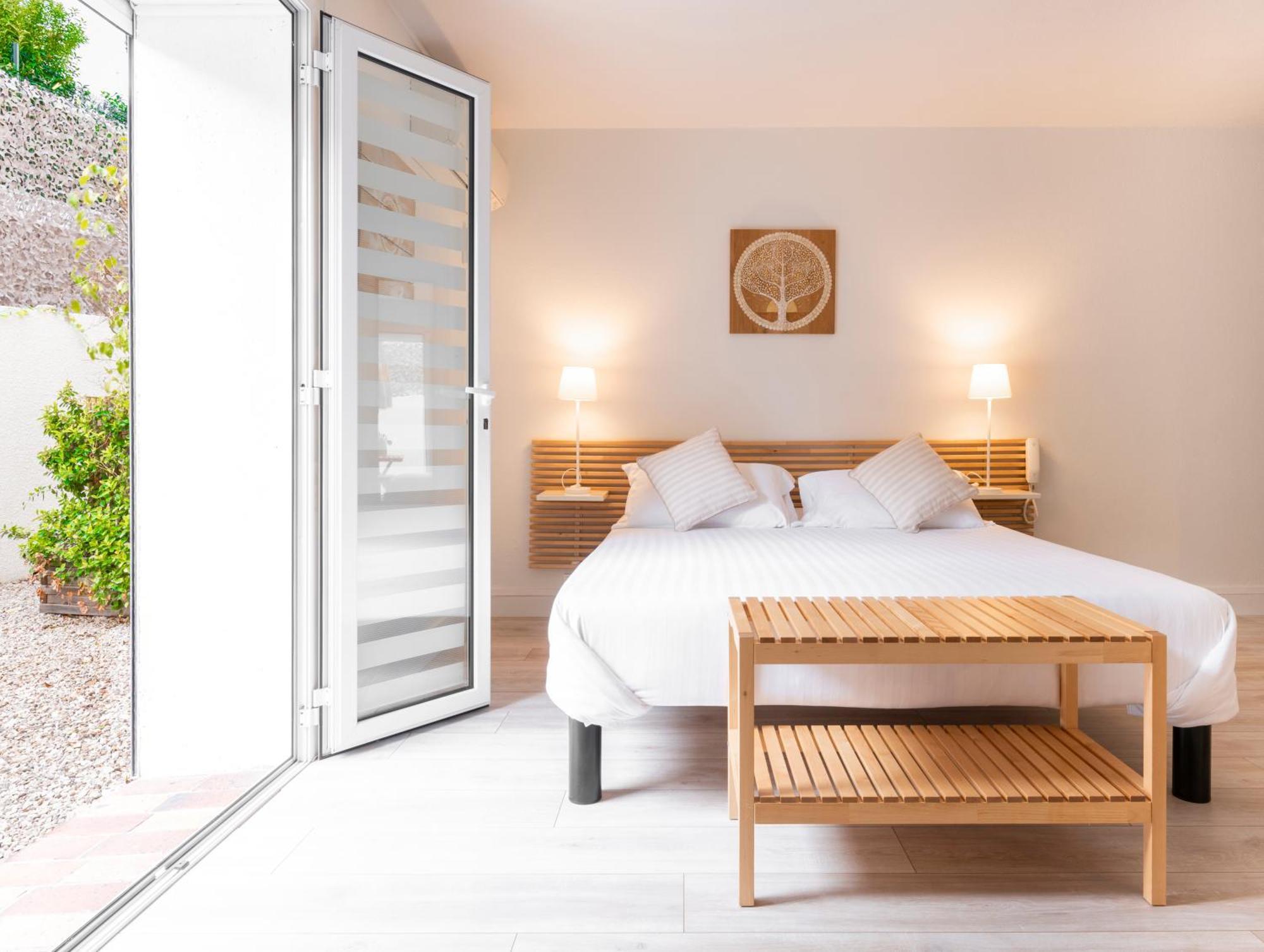 Hotel & Studios Astor Antibes Esterno foto