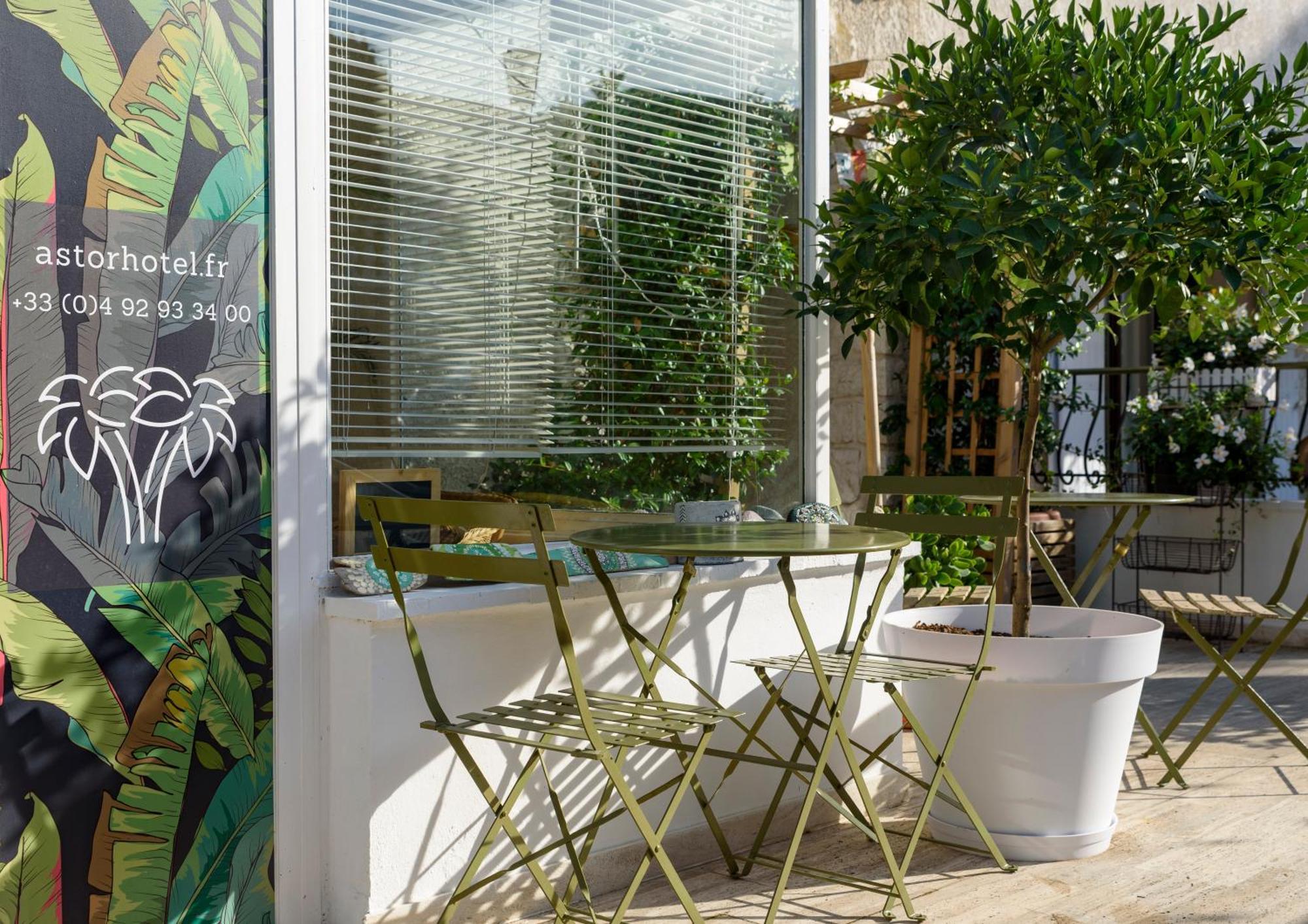 Hotel & Studios Astor Antibes Esterno foto