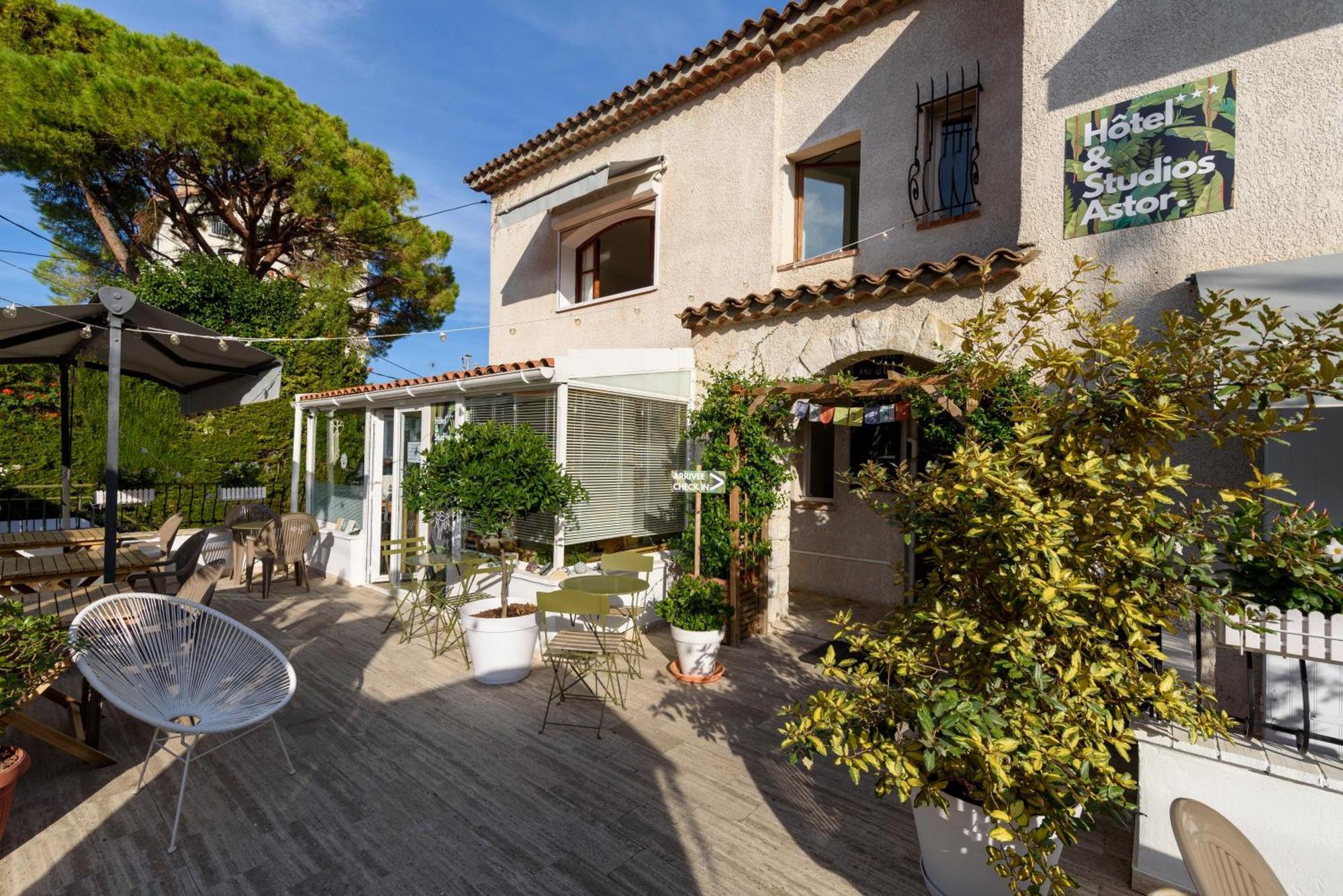 Hotel & Studios Astor Antibes Esterno foto