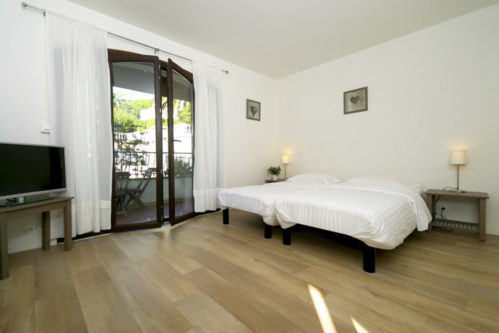 Hotel & Studios Astor Antibes Esterno foto